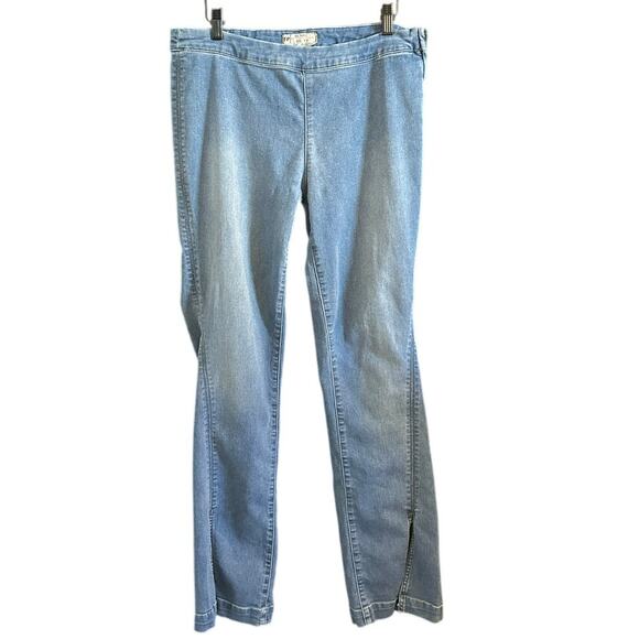 Free People Light Wash Side Zip Ankle Slit Flare Jeans Size 31 - Picture 1 of 8